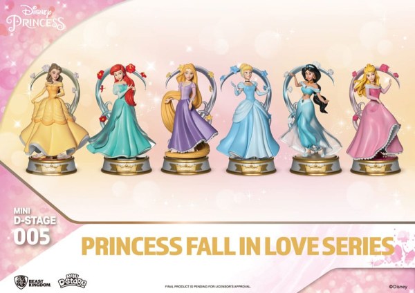 Lot of 6 Disney Princess Figurines "Fall in love" series - Disney mini D-Stage