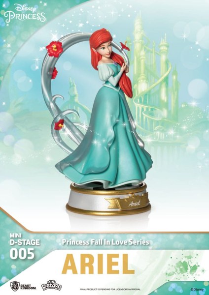 Lot of 6 Disney Princess Figurines "Fall in love" series - Disney mini D-Stage