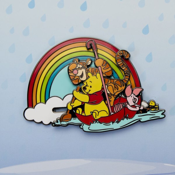 PIN'S Collector Winnie and his friends slide on a rainy day Limited edition - Disney