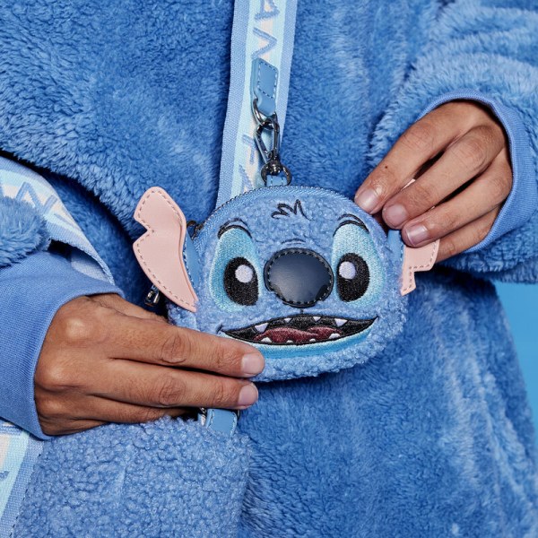 Tote bag Stitch en plush Sherpa with wallet - DISNEY LOUNGEFLY