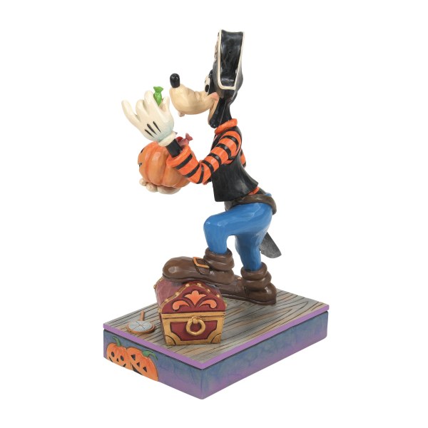 Goofy in a pirate costume - Disney Traditions