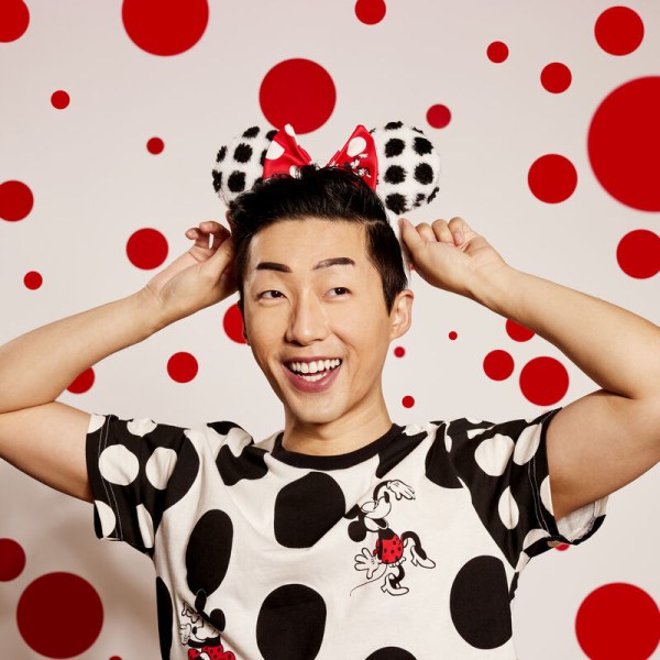 HEADBAND Minnie rocks classic sherpa dots - DISNEY LOUNGEFLY