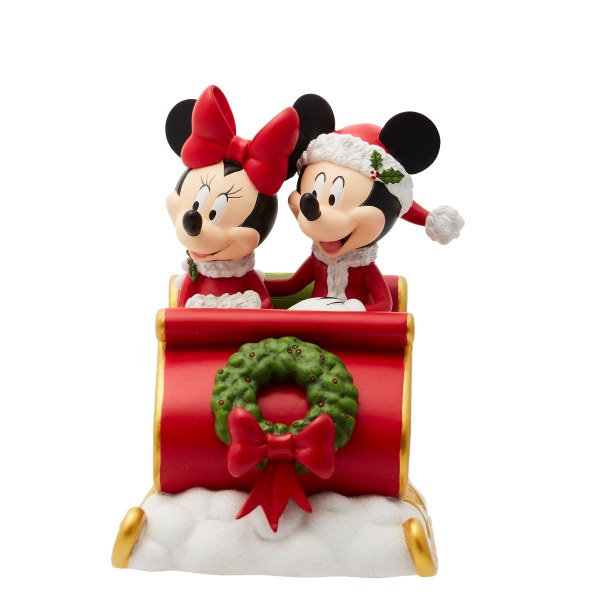 Mickey and Minnie Sleigh Ride - Disney Showcase