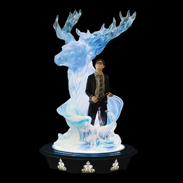 Harry Patronus (lights up) - HARRY POTTER