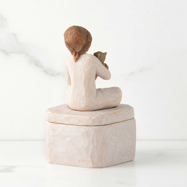 KINDNESS GIRL KEEPSAKE BOX - WILLOW TREE