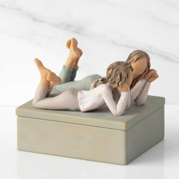 FOREVER FRIENDS KEEPSAKE BOX - WILLOW TREE