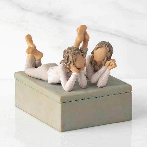 FOREVER FRIENDS KEEPSAKE BOX - WILLOW TREE