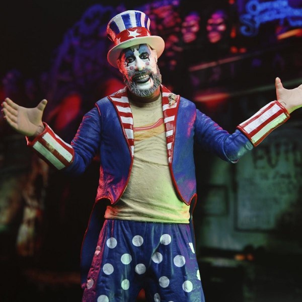 HOUSE OF 1000 CORPSES FIGURINE CAPTAIN SPAULDING (TAILCOAT)