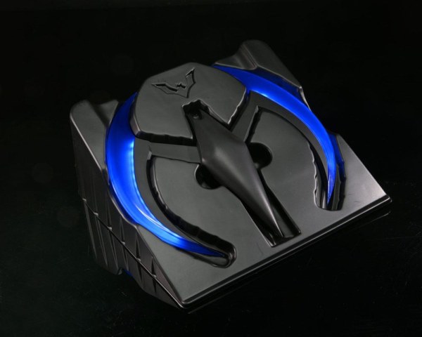 Batman Beyond replica 1/1 Batarang 20 cm