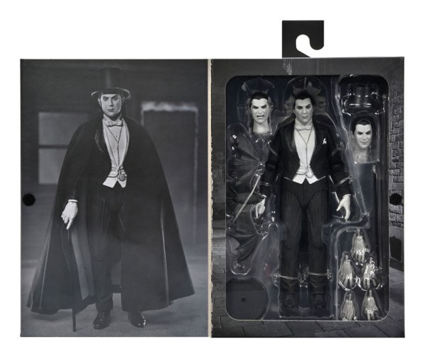 Universal Monsters figurine Ultimate Dracula (Carfax Abbey) 18 cm