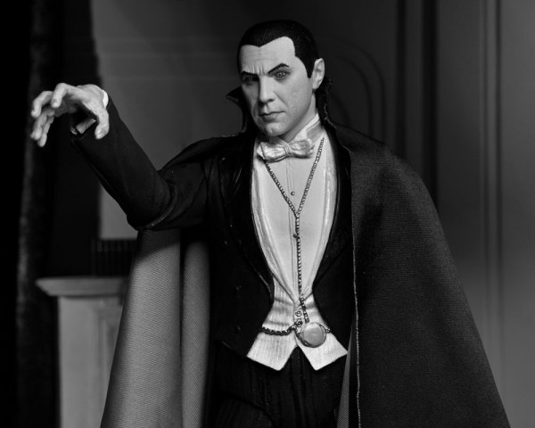 Universal Monsters figurine Ultimate Dracula (Carfax Abbey) 18 cm