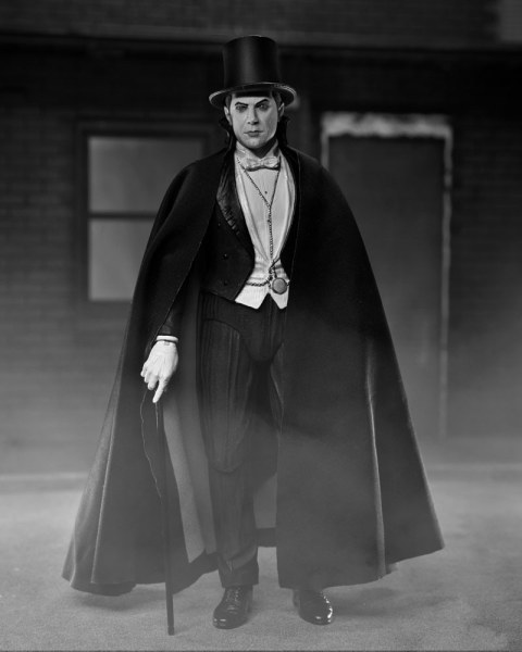 Universal Monsters figurine Ultimate Dracula (Carfax Abbey) 18 cm