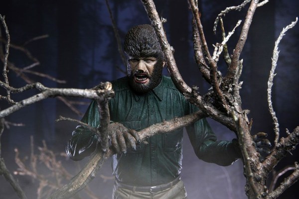 Universal Monsters Figure Ultimate The Wolf Man 18 cm