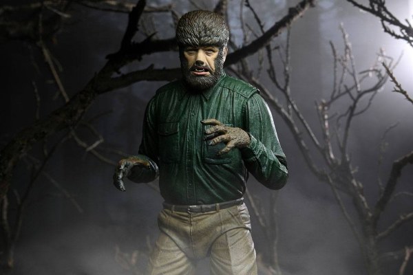 Universal Monsters Figure Ultimate The Wolf Man 18 cm