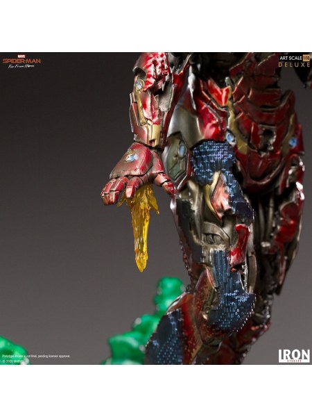 Iron Man Illusion Deluxe Spider-Man: Far From Home - Art Scale - Marvel