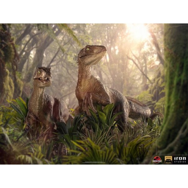 TWO VELOCIRAPTORS ART SCALE DELUXE - JURASSIC PARK