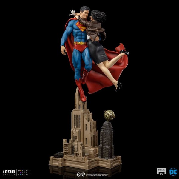 Diorama Superman & Lois - DC Comics