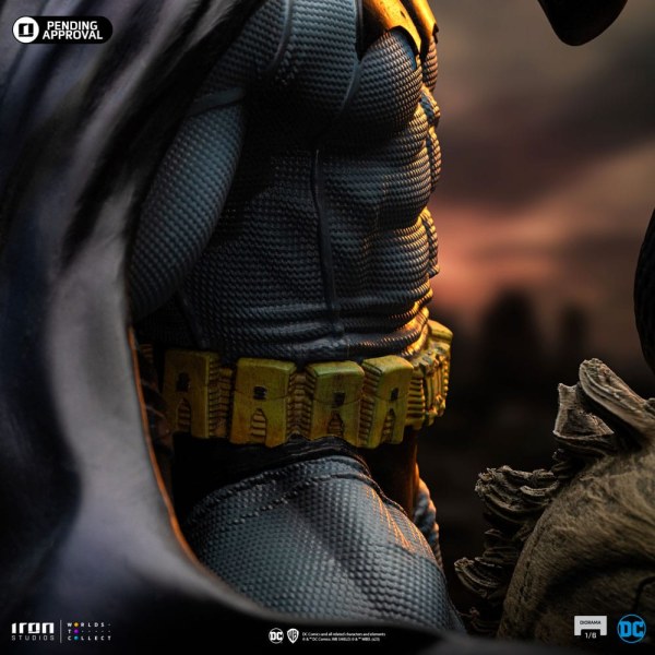 BATMAN & CATWOMAN ART SCALE - DC COMICS