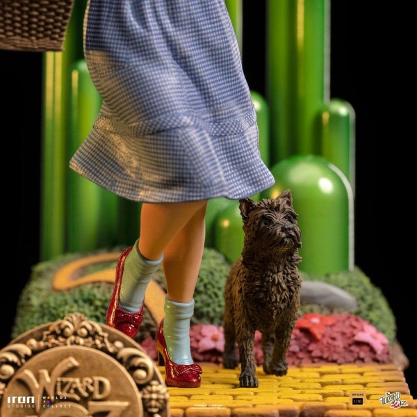 Dorothy Deluxe Art Scale - The Wizard of Oz