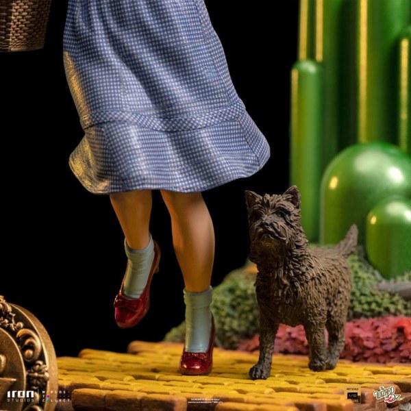 Dorothy Deluxe Art Scale - The Wizard of Oz