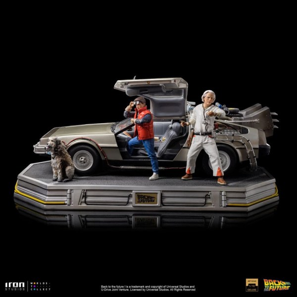 DeLorean Full Set Art Scale - Back to the Future