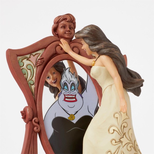 Vanessa vanity scene with Ursula- Disney Traditions The little Mermaid