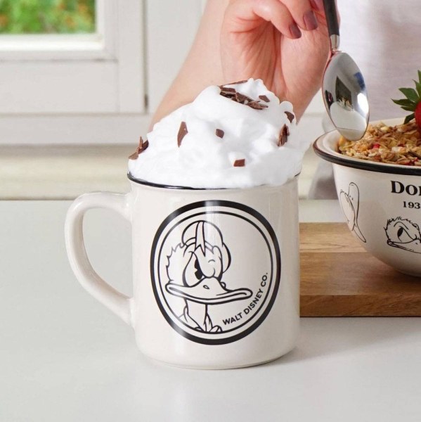 Mug Donald in the car - Disney Donald Duck