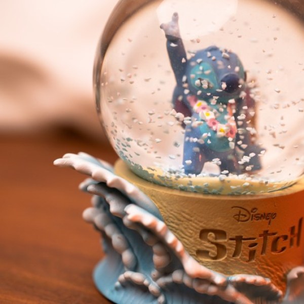 Stitch snow globe - Disney Lilo & Stitch