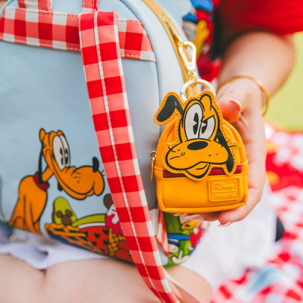 Mickey & Friends Mystery mini backpack keychain - Disney Loungefly
