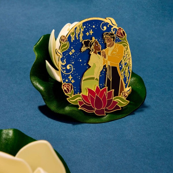 Tiana & Naveen glow collector box Pin - DISNEY LOUNGEFLY The Princess and the Frog 15th Anniversary