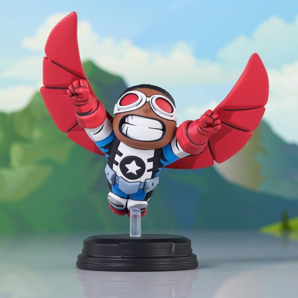 Marvel Animated Falcon statuette 13 cm