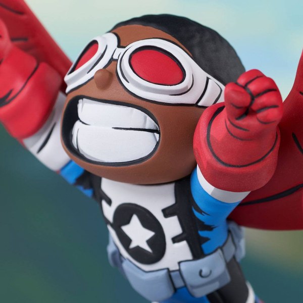 Marvel Animated Falcon statuette 13 cm