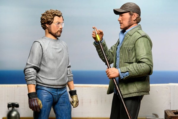 Jaws Ultimate Matt Hooper Amity Arrival 50th Anniversary 18 cm Figure