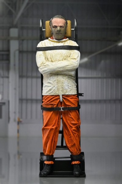The Silence of the Lambs Dr. Hannibal Lecter (Masked) 18 cm figurine