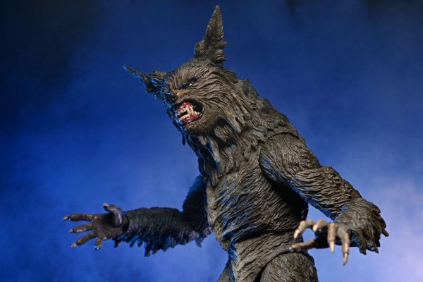 Howls Ultimate Werewolf 23cm Figure