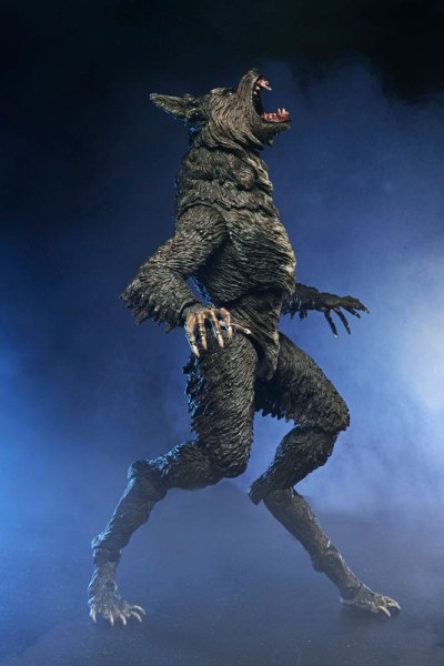Howls Ultimate Werewolf 23cm Figure