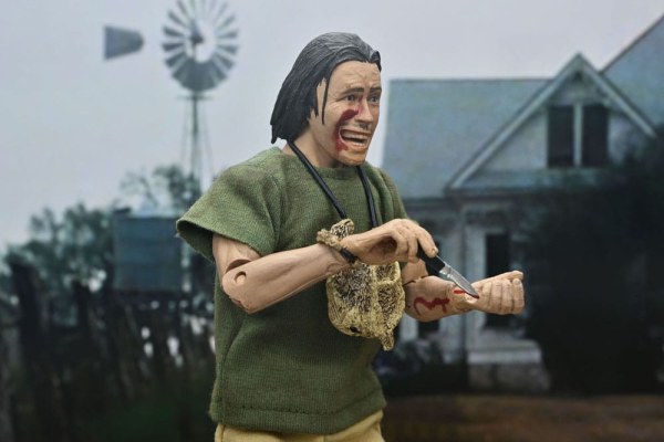 The Texas Chainsaw Massacre Clothed The Hitchhiker 50th Anniversary 20 cm Figure