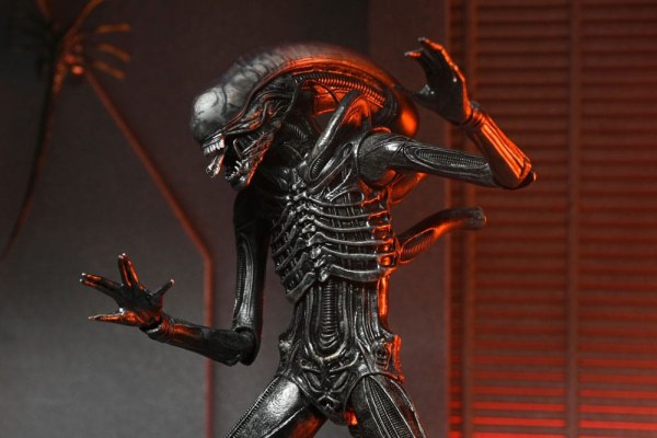 Alien: Romulus Ultimate Xenomorph figurine XX121 18 cm