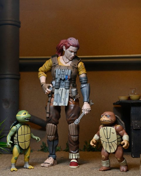Ninja Turtles (The Last Ronin The Lost Years) figurine Synja Grammy April with Baby Yi & Moja 18 cm