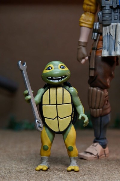 Ninja Turtles (The Last Ronin The Lost Years) figurine Synja Grammy April with Baby Yi & Moja 18 cm
