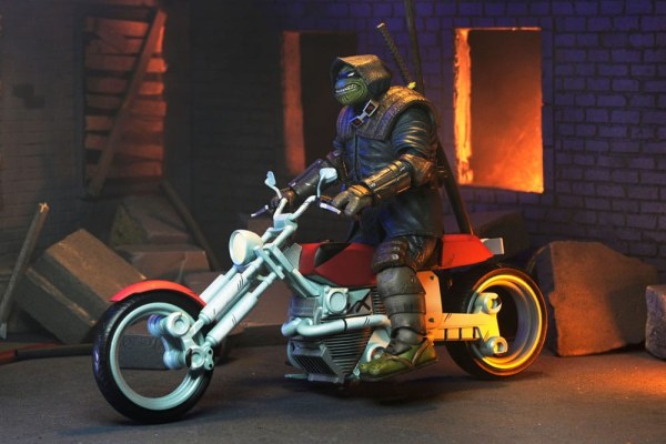 Ninja Turtles (The Last Ronin The Lost Years) figurine Casey Marie with Last Ronin Motorcycle 18 cm