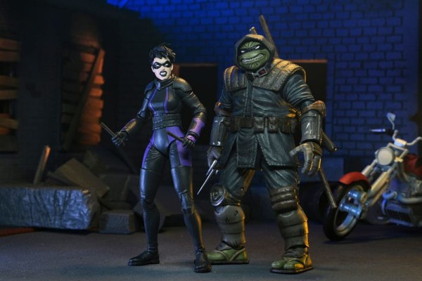 Ninja Turtles (The Last Ronin The Lost Years) figurine Casey Marie with Last Ronin Motorcycle 18 cm