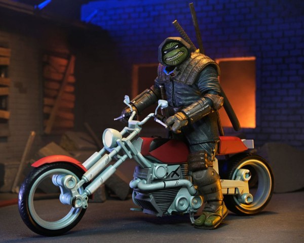 Ninja Turtles (The Last Ronin The Lost Years) figurine Casey Marie with Last Ronin Motorcycle 18 cm