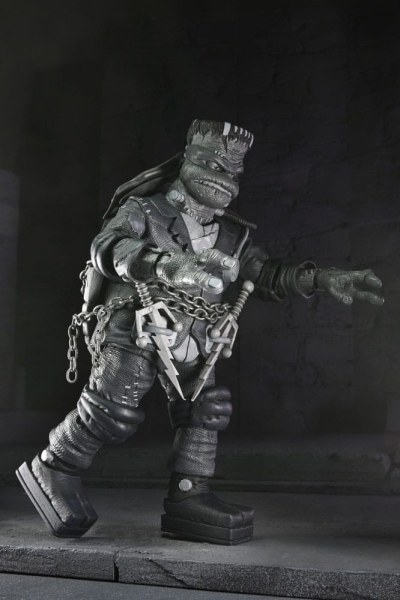 Universal Monsters x Teenage Mutant Ninja Turtles pack 4 Turtles Black & White figurines 18 cm