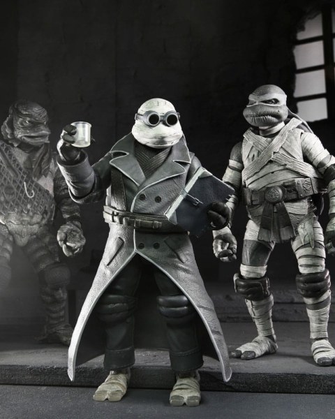 Universal Monsters x Teenage Mutant Ninja Turtles pack 4 Turtles Black & White figurines 18 cm