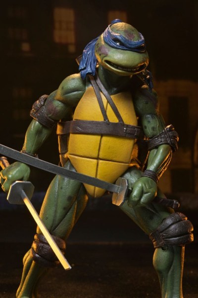 Ninja Turtles (1990 Movie) Roof Top Battle Shredder vs Leo figurine 18 cm