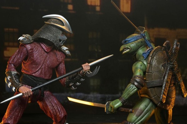 Ninja Turtles (1990 Movie) Roof Top Battle Shredder vs Leo figurine 18 cm