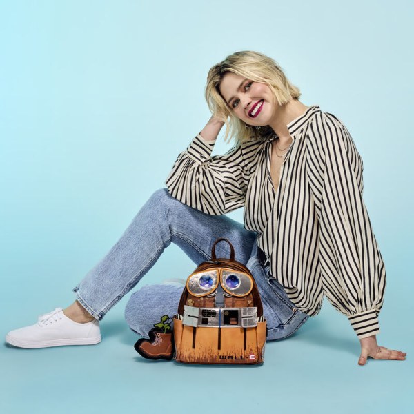 Wall-e Lentincular Mini Backpack with Coin Bag - DISNEY PIXAR LOUNGEFLY