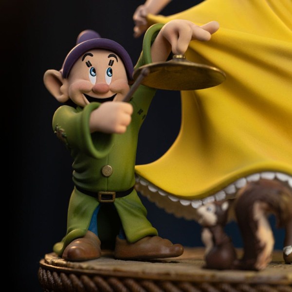 Snow White and the Seven Dwarfs Statuette 1/10 Art Scale Snow White and Dopey 21 cm