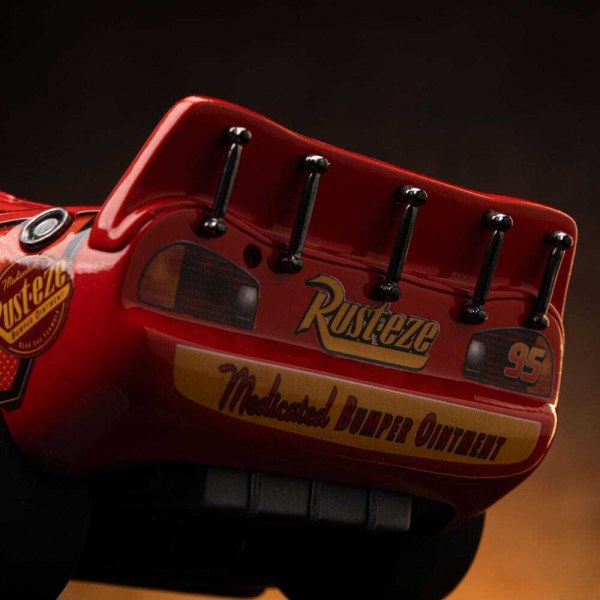 Cars statuette 1/10 Art Scale Lightning Mcqueen 11 cm